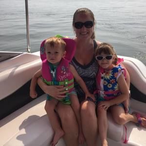 Meet your Posher, Carrie